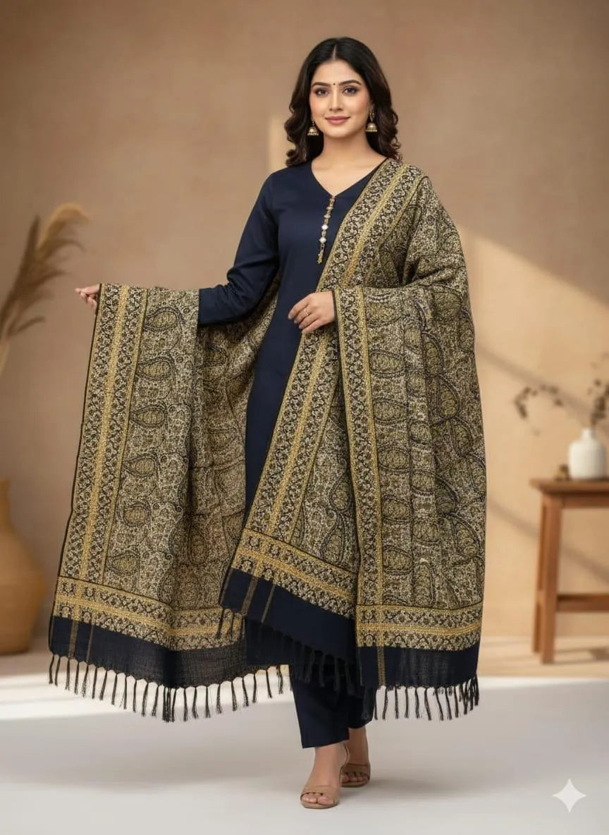 3 Pcs Women's Unstitched Plain Suit